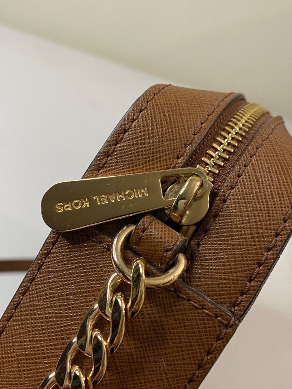Michael Kors Crossbody Bag Brown Saffiano Leather Gold Chain Strap - Picture 8 of 12